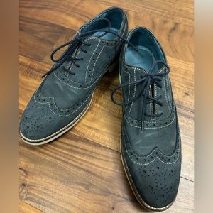 Johnson & Murphy Men’s navy blue dress shoes, Size 9